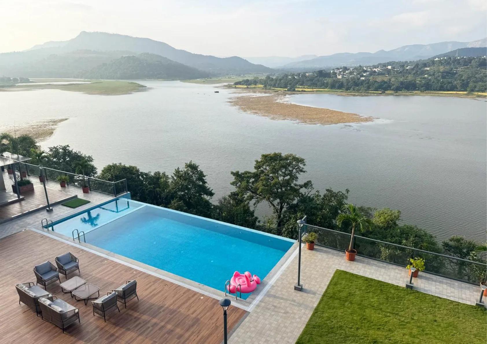 SkyGram Riva Retreat